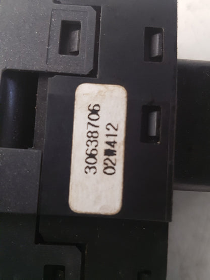 2000 - 2004 Volvo V40  Estate Left Front Window Switch 30638706