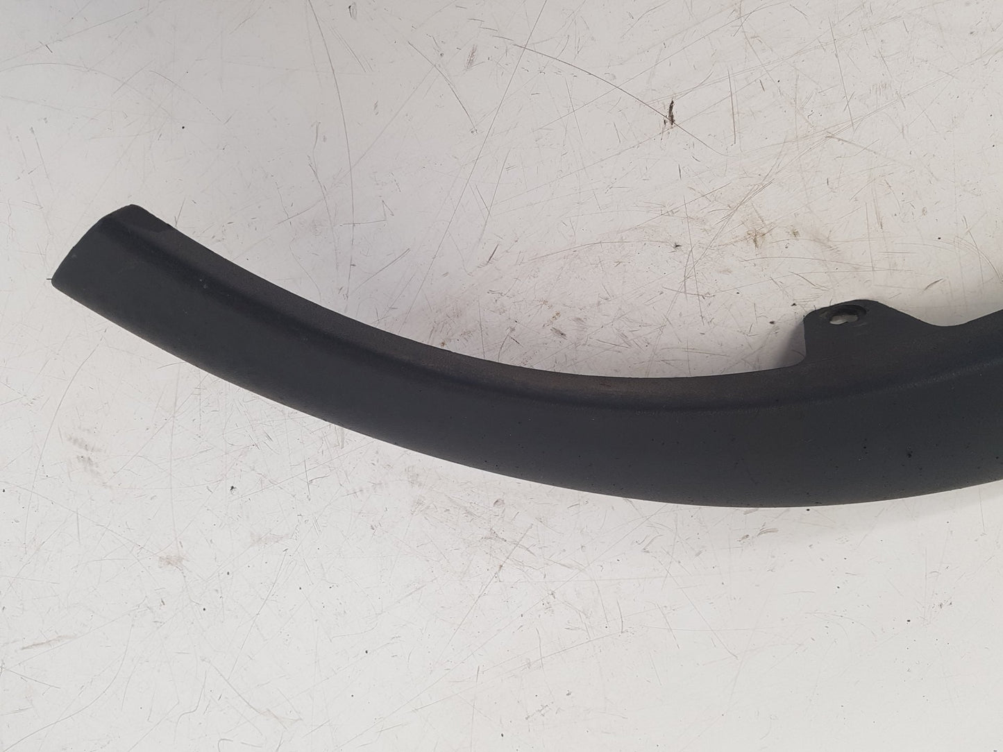 2000 - 2007 Volvo XC70  Estate Right Rear Wheel Arch Moulding 30678046