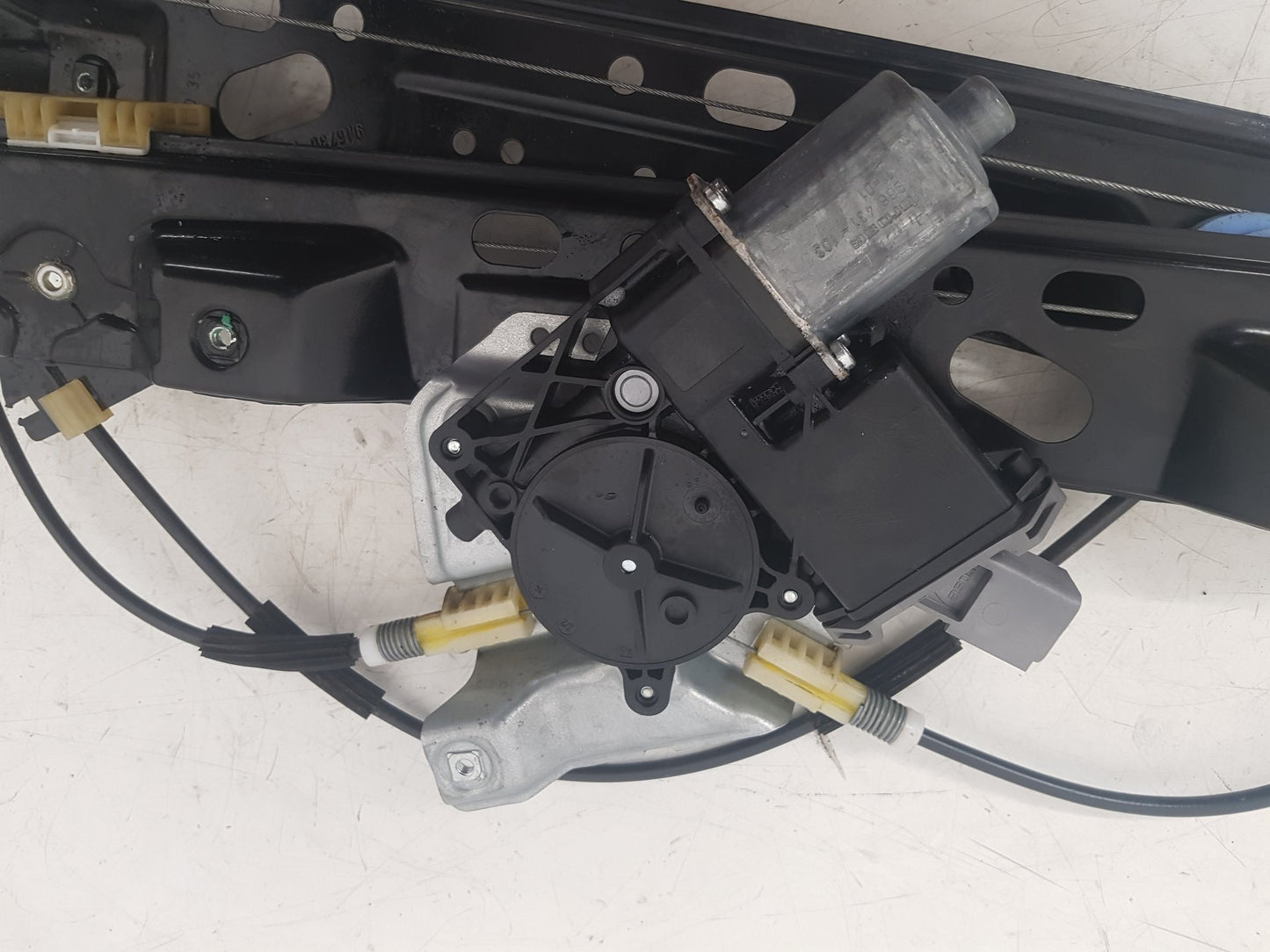 2010 - 2012 Saab 9-5  Saloon WINDOW REG MOTOR (PASSENGER SIDE FRONT) 12823438