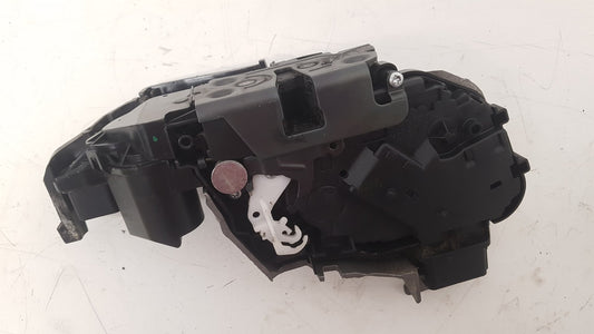2006 - 2012 Volvo C70  Convertible Right Front Door Lock Actuator 30632851