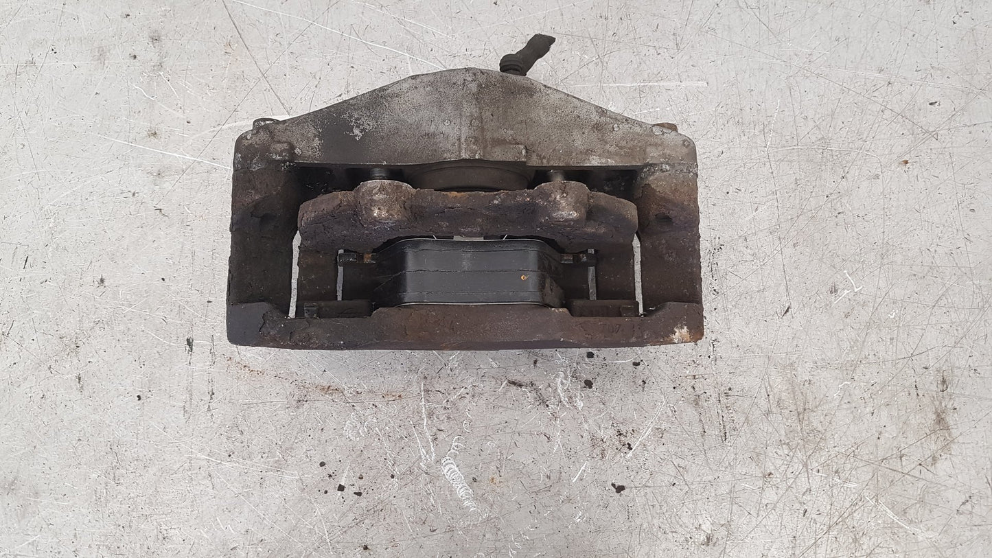 2012 - 2016 Volvo V40 Cross Country  Hatchback Right Front Caliper 36000704