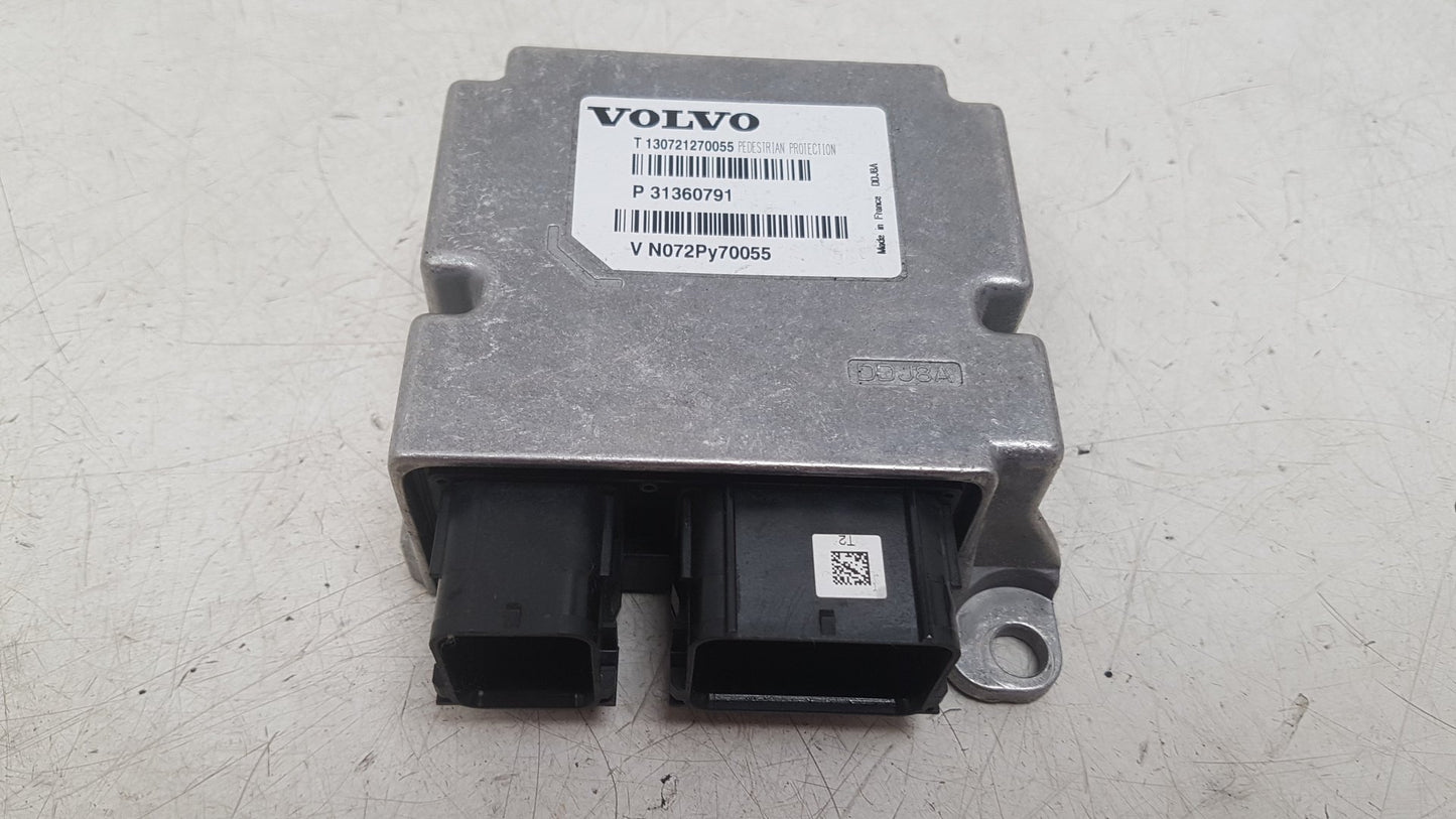 2013 Volvo V40  Hatchback PEDESTRIAN AIRBAG SG ECU CONTROL UNIT 31360791