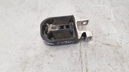 2012 - 2016 Volvo V40 Cross Country  Hatchback TORQUE ARM (MOUNT) 31359652