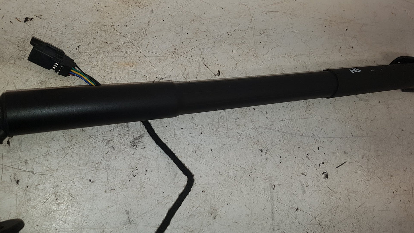 2008-2017 Volvo XC60 I 156 SUV Left Tailgate Strut 430109LR-3220