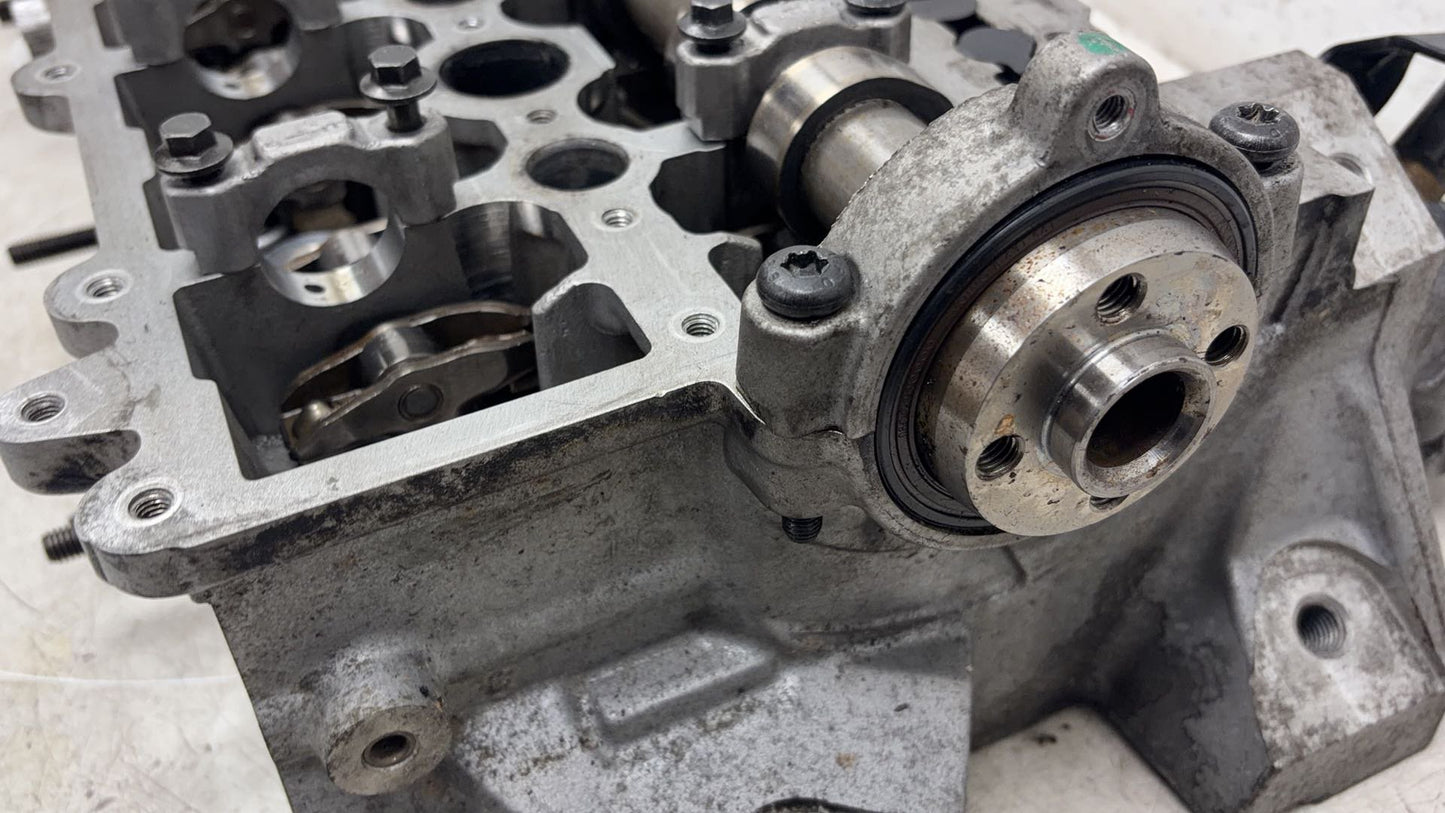 2007 - 2010 Volvo V70  Estate CYLINDER HEAD BARE DIESEL 08687846