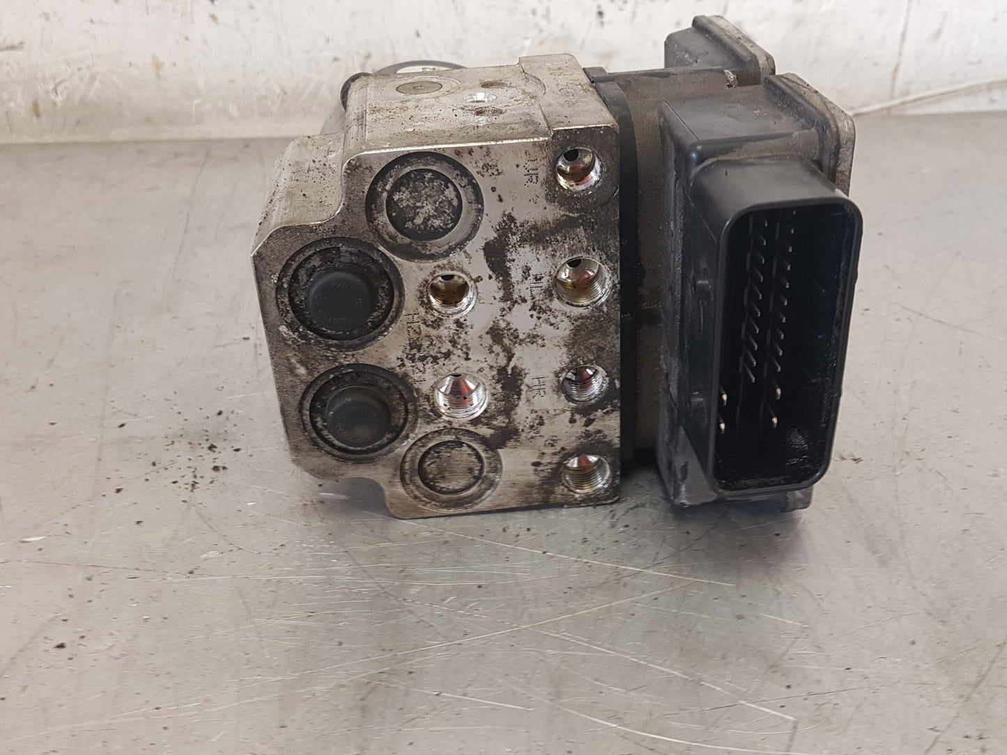 2007 - 2011 Saab 9-3  Estate ABS Pump/Modulator 12773672