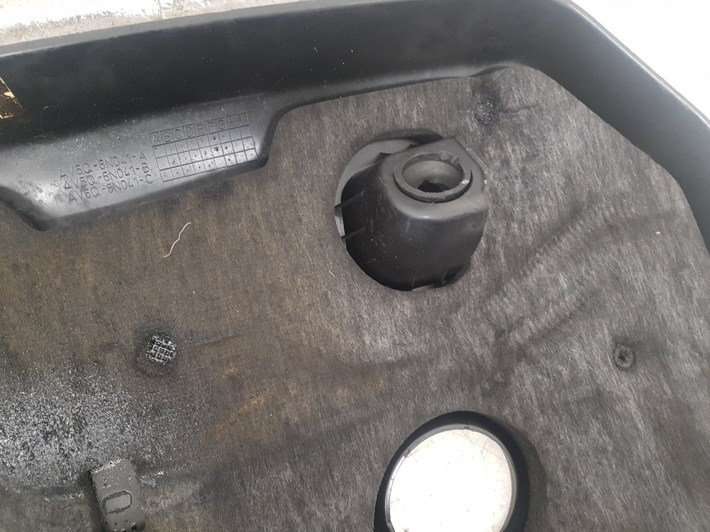 2013 - 2016 Volvo V40 III 525 Hatchback Engine Cover AV6Q-6N041A