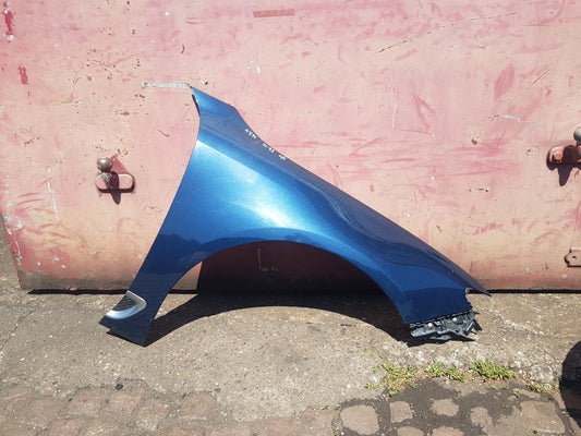 2010 - 2012 Saab 9-5  Saloon Right Front Guard 13310315