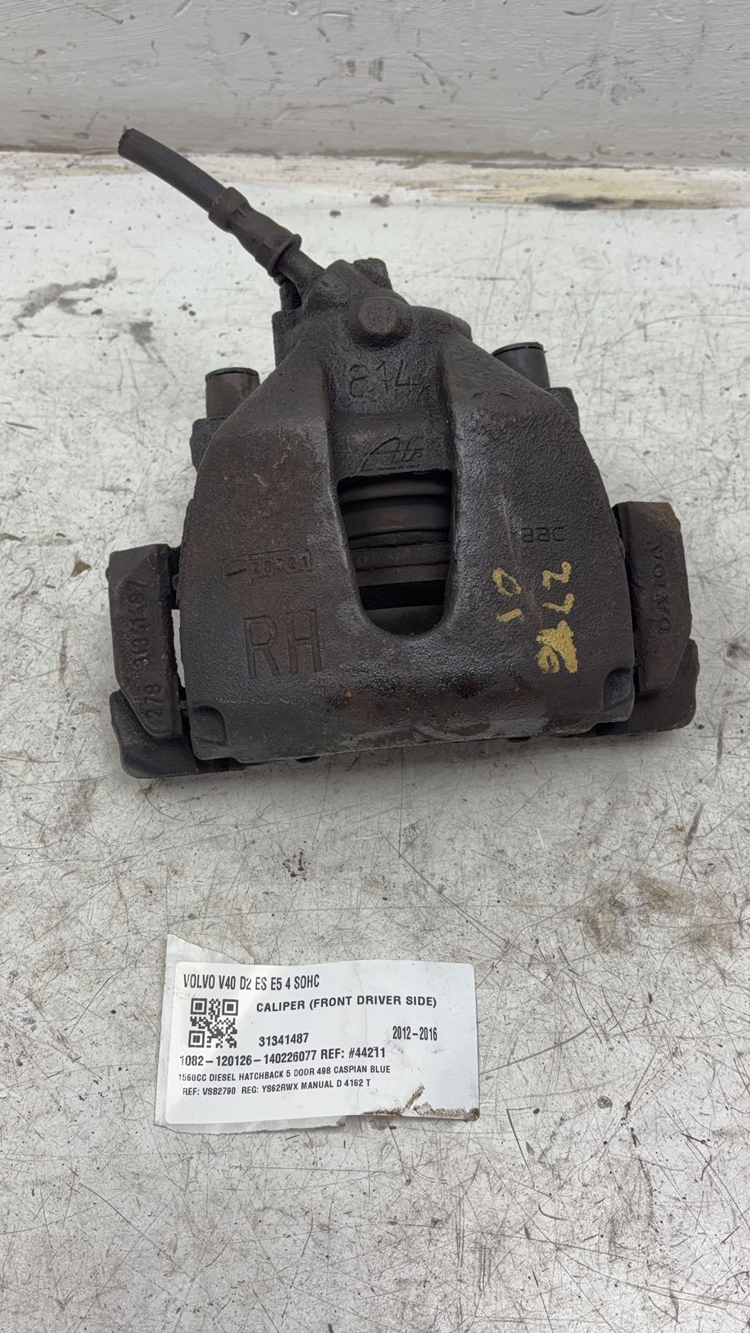 2013 - 2016 Volvo V40 III 525 Hatchback Right Front Caliper 31341487