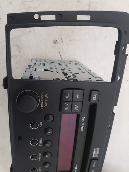 2004 - 2007 Volvo XC70  Estate RADIO AND CD PLAYER HU850