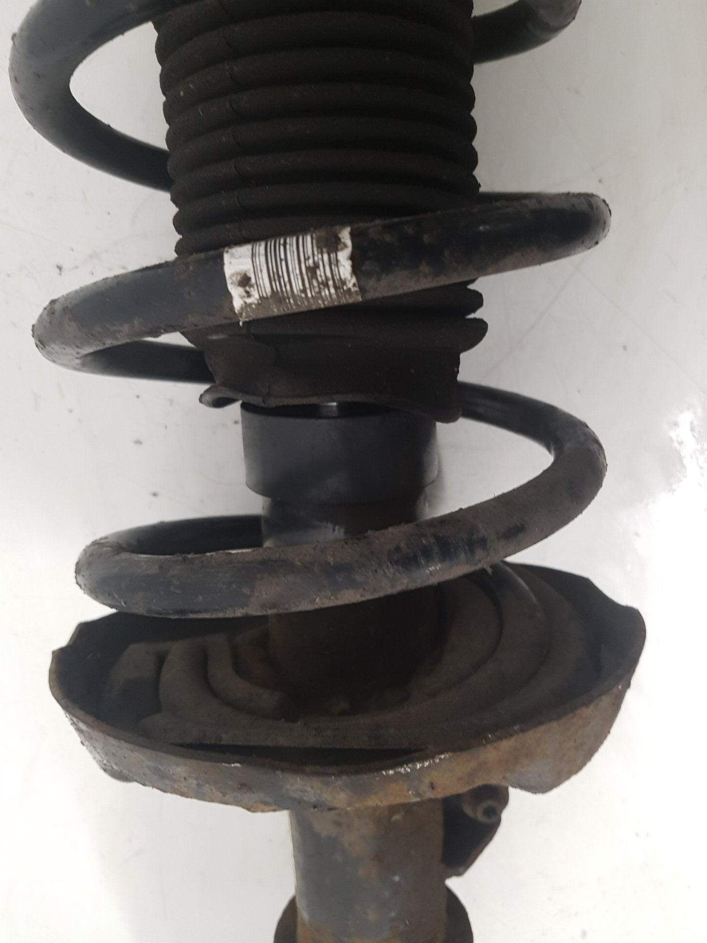 2010 - 2012 Saab 9-5  Saloon Left Front Shock Absorber 12822736