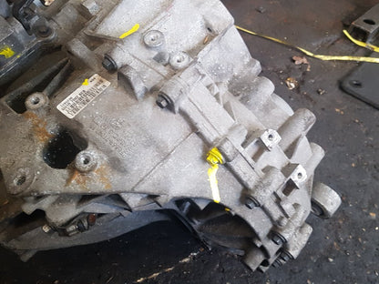 2015 - 2021 Volvo V40  Hatchback Manual Gearbox 1285236