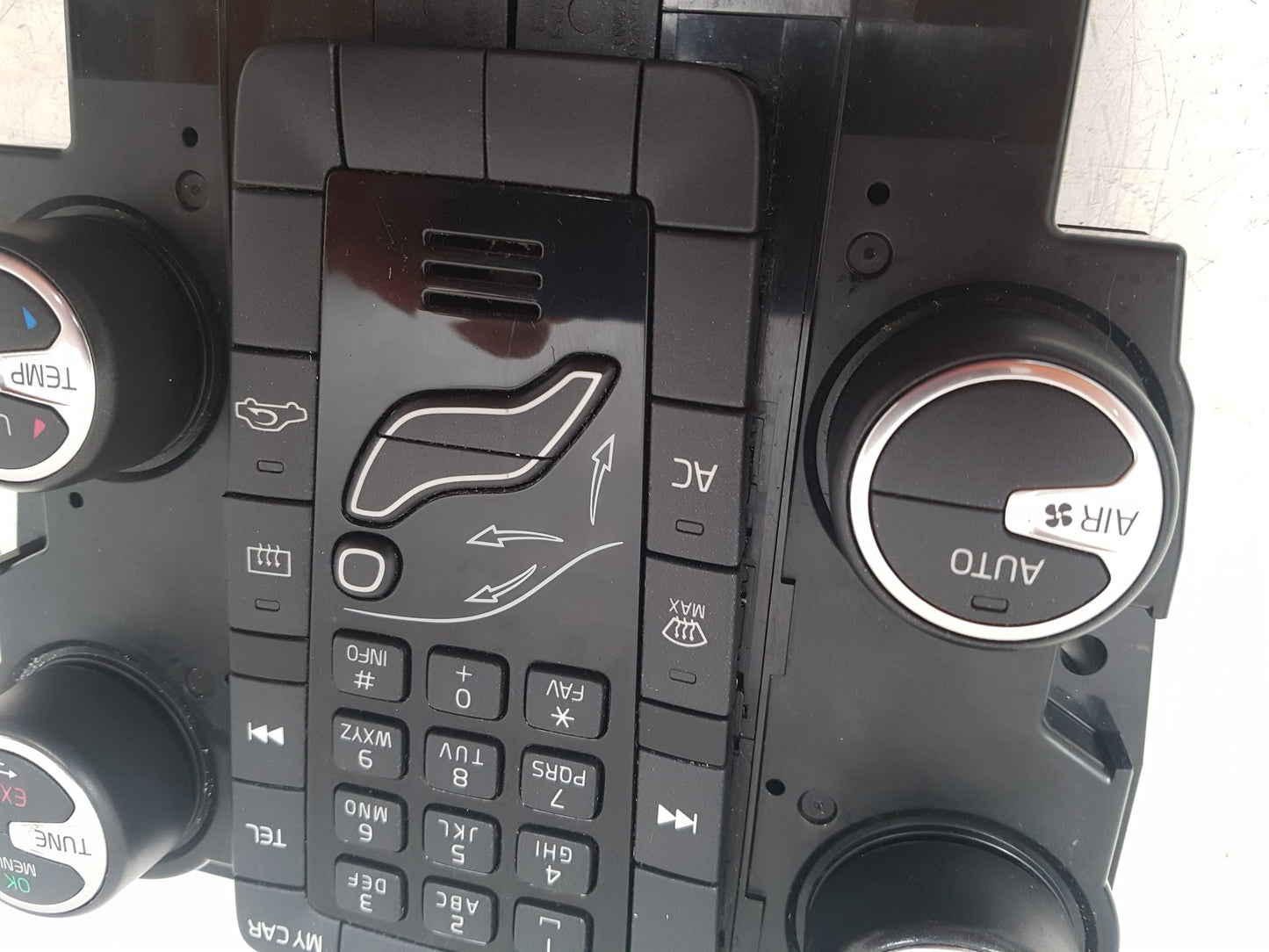 2012 - 2019 Volvo V40  Hatchback Heater Controls 31288104