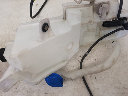 2017 - 2025 Volvo V90 235, 236 Estate WASHER BOTTLE & MOTOR 32342613