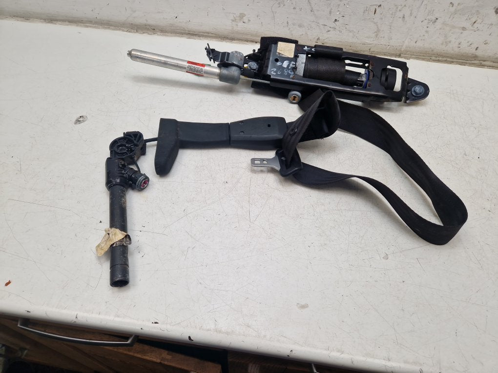 2009 - 2015 Volvo XC60  Estate Left Front Seat Belt 39803975