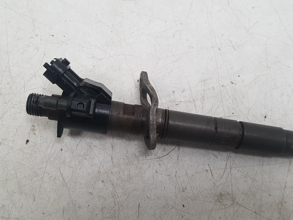 2010 - 2014 Volvo V60  Estate Fuel Injector 31303238