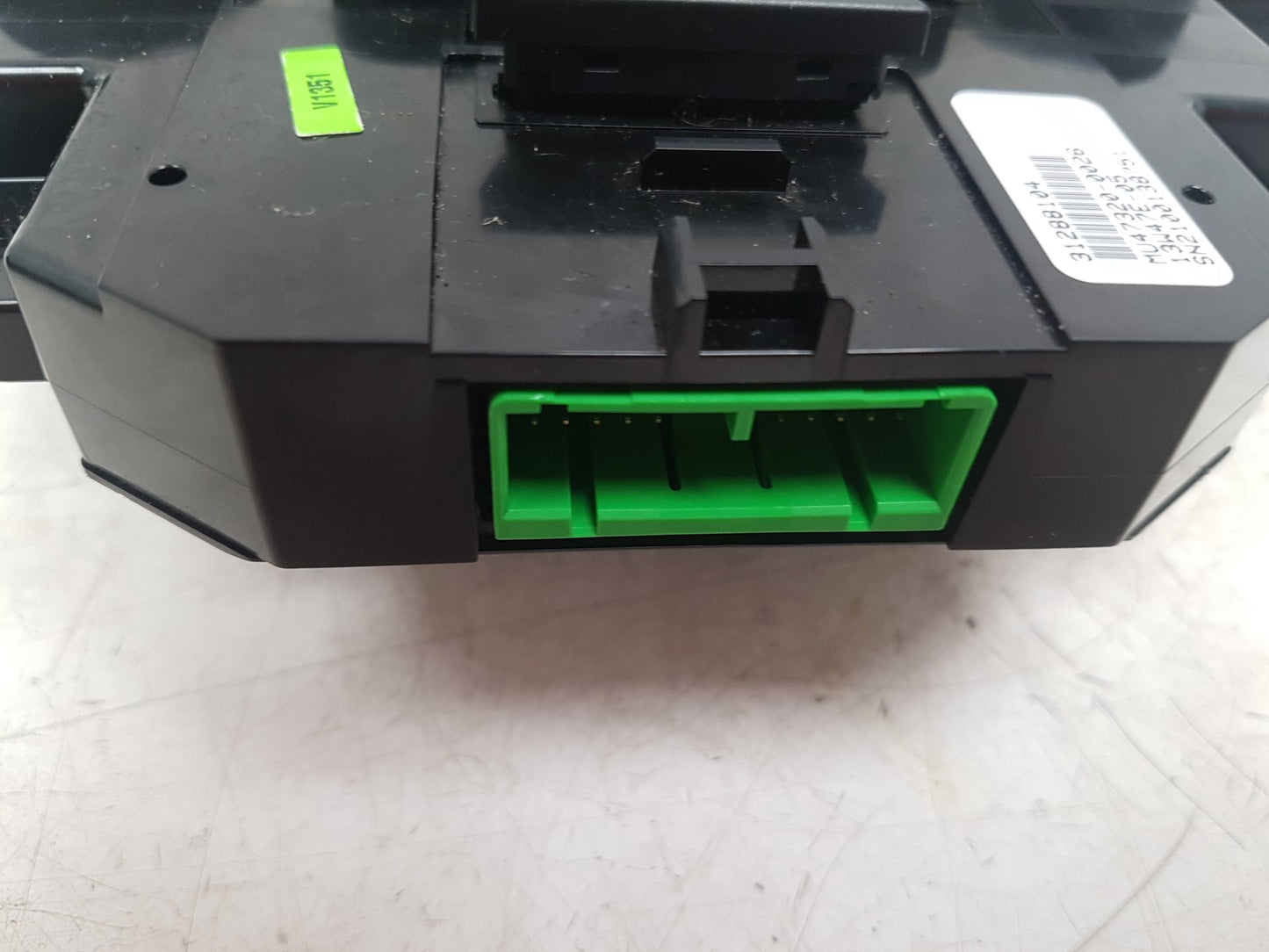 2012 - 2019 Volvo V40  Hatchback Heater Controls 31288104