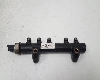 2012 - 2017 Volvo V40  Hatchback Injection Rail 968529758002