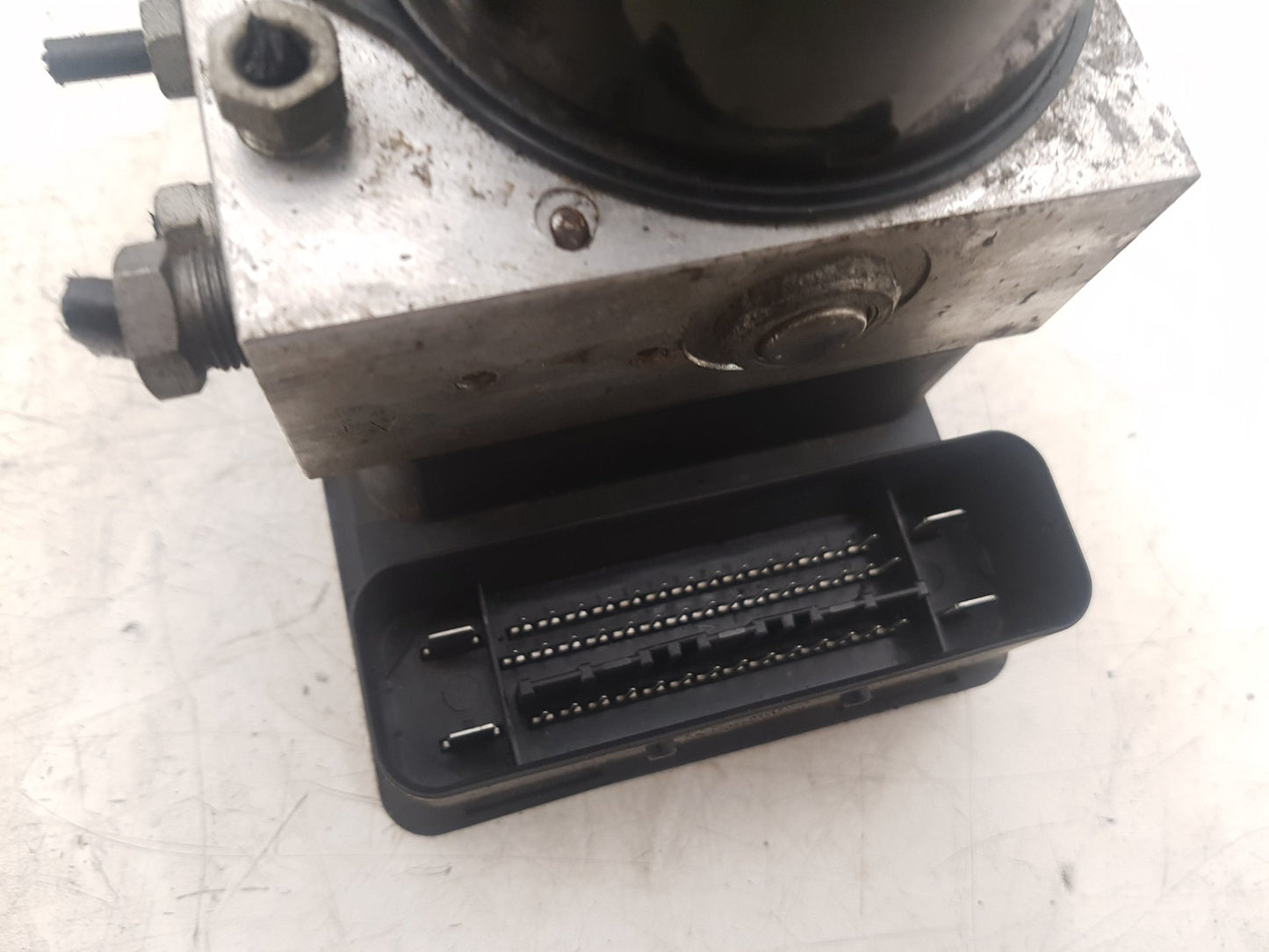 2006 - 2012 Volvo C30  Hatchback ABS Pump/Modulator 31274907