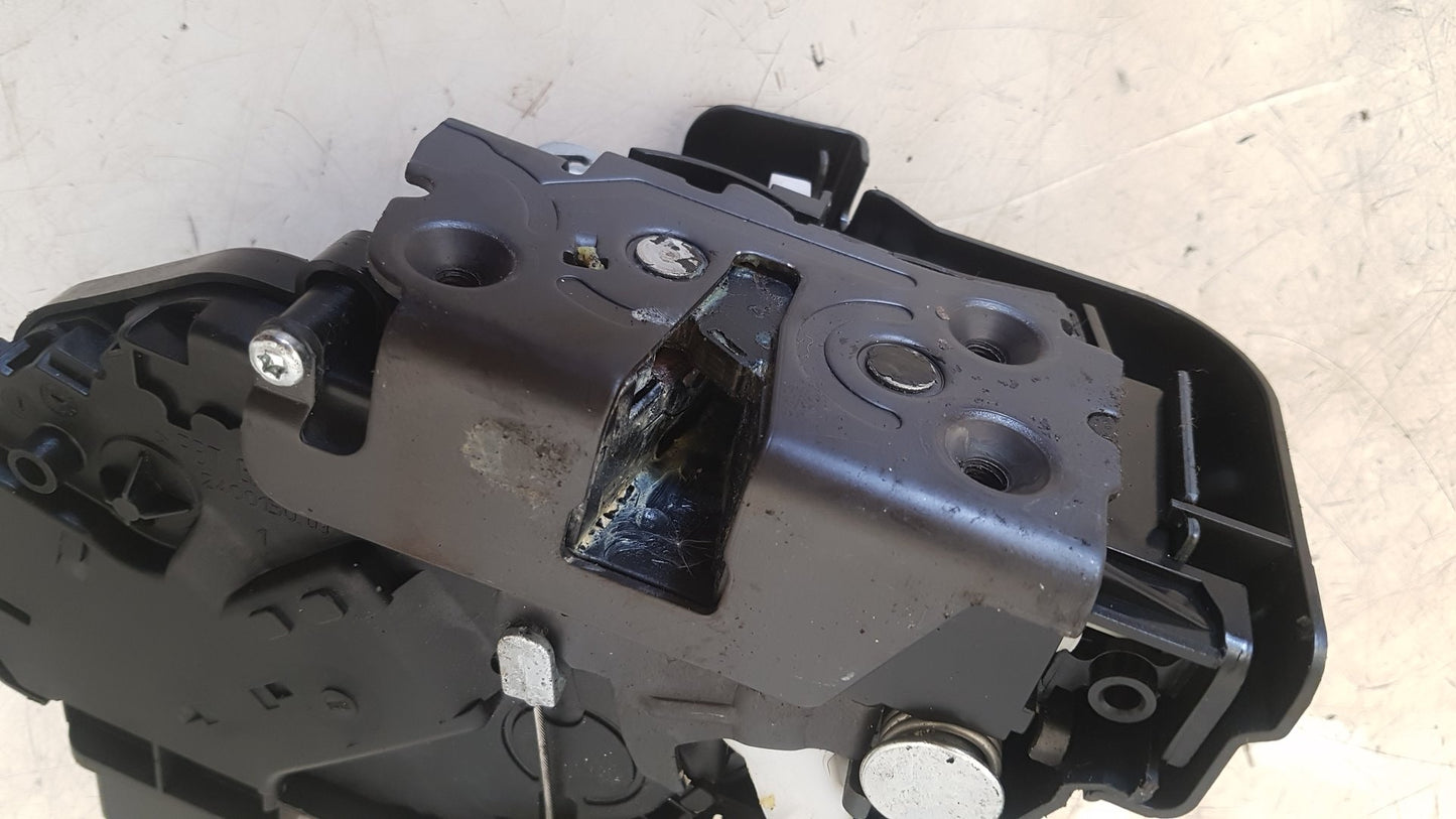 2008-2017 Volvo XC60 I 156 SUV Left Rear Door Rear Lock Mechanism 30799327