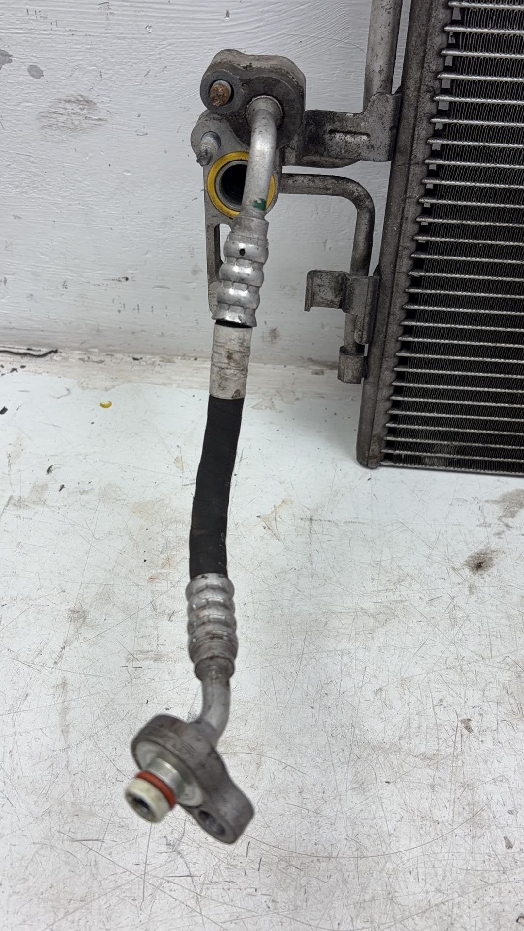 2013 - 2016 Volvo V40 III 525 Hatchback A/C Condenser 29922528