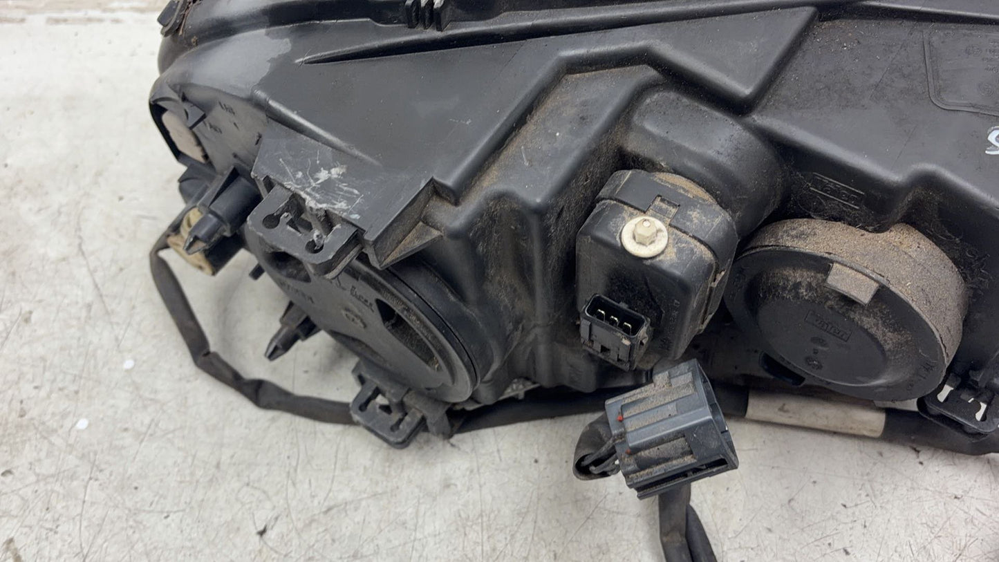 2007 - 2014 Volvo XC90  Estate Left Headlight 31446874