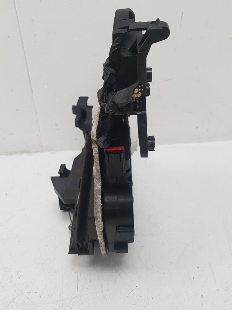 2008 - 2012 Volvo V50   Right Rear Door Lock Actuator 30699112