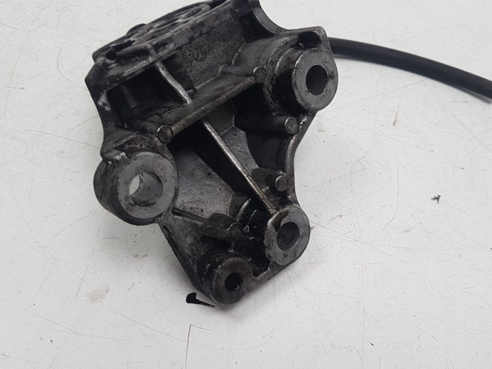 2005 - 2010 Volvo XC90  Estate ENGINE MOUNT HOLDER 30741567