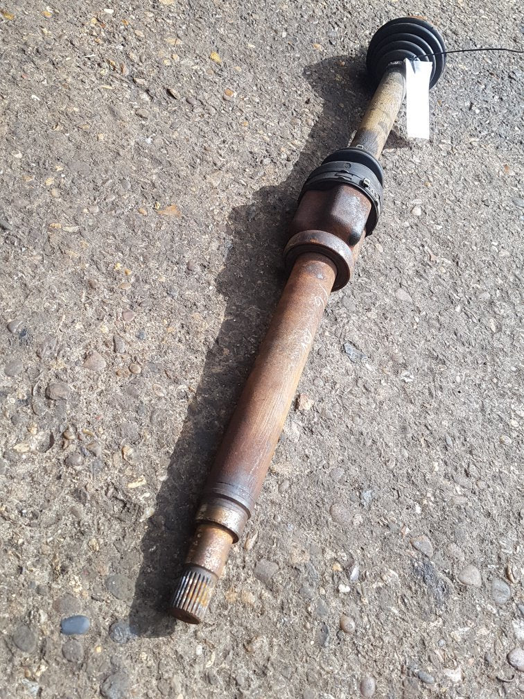 2005 - 2010 Volvo C30  Hatchback DRIVESHAFT - DRIVER FRONT (MANUAL) 36001652
