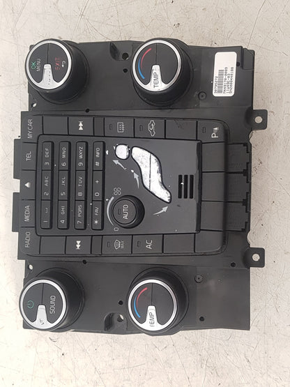 2008 - 2013 Volvo XC60 I 156 Estate HEATER & RADIO CONTROL PANNEL 30795272
