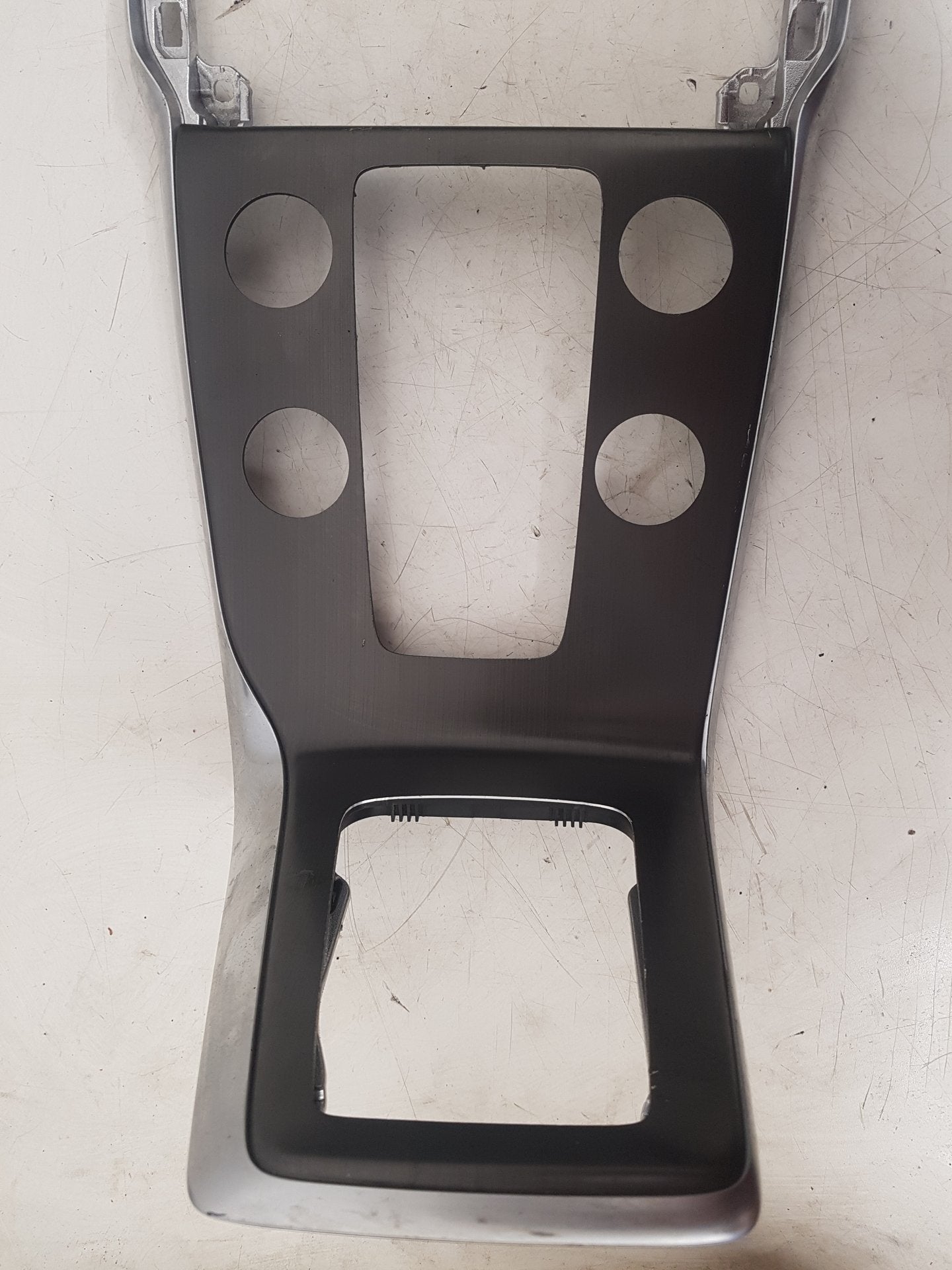 2015 - 2019 Volvo V40 Cross Country  Hatchback Centre Console 31448031
