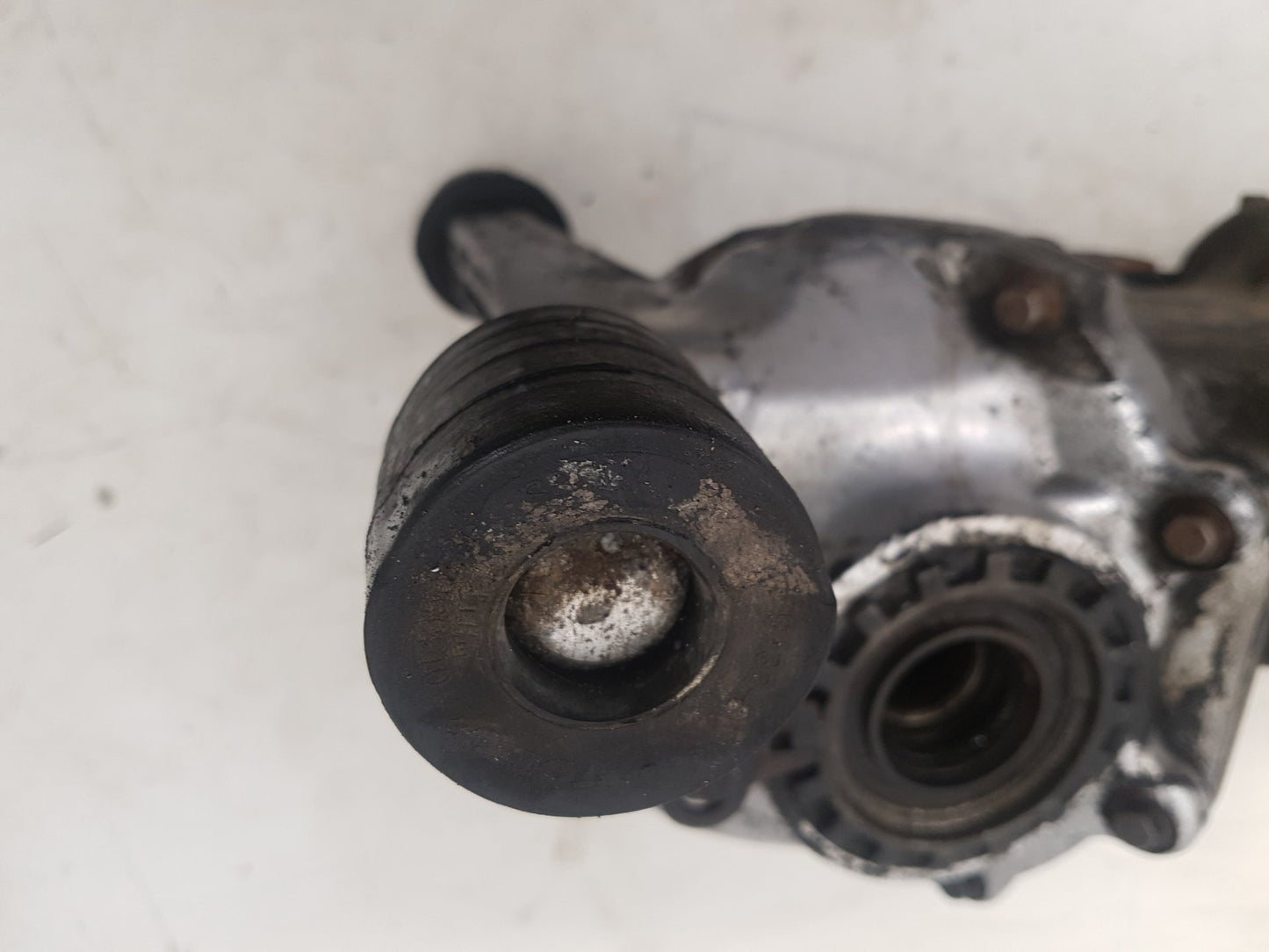 2005 - 2007 Volvo XC70  Estate Rear Differential Assembly 6510002200