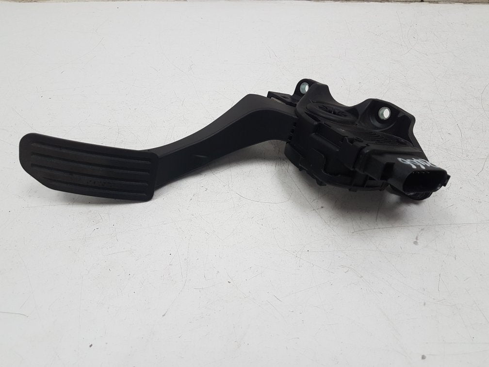 2006 - 2011 Volvo S80  Saloon Accelerator Pedal 6G929F836DC