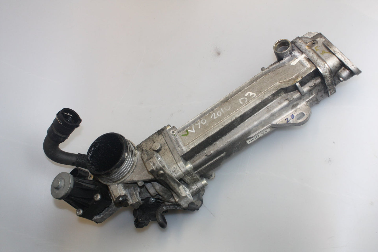 2008 - 2012 Volvo V50   EGR VALVE AND COOLER 30757742