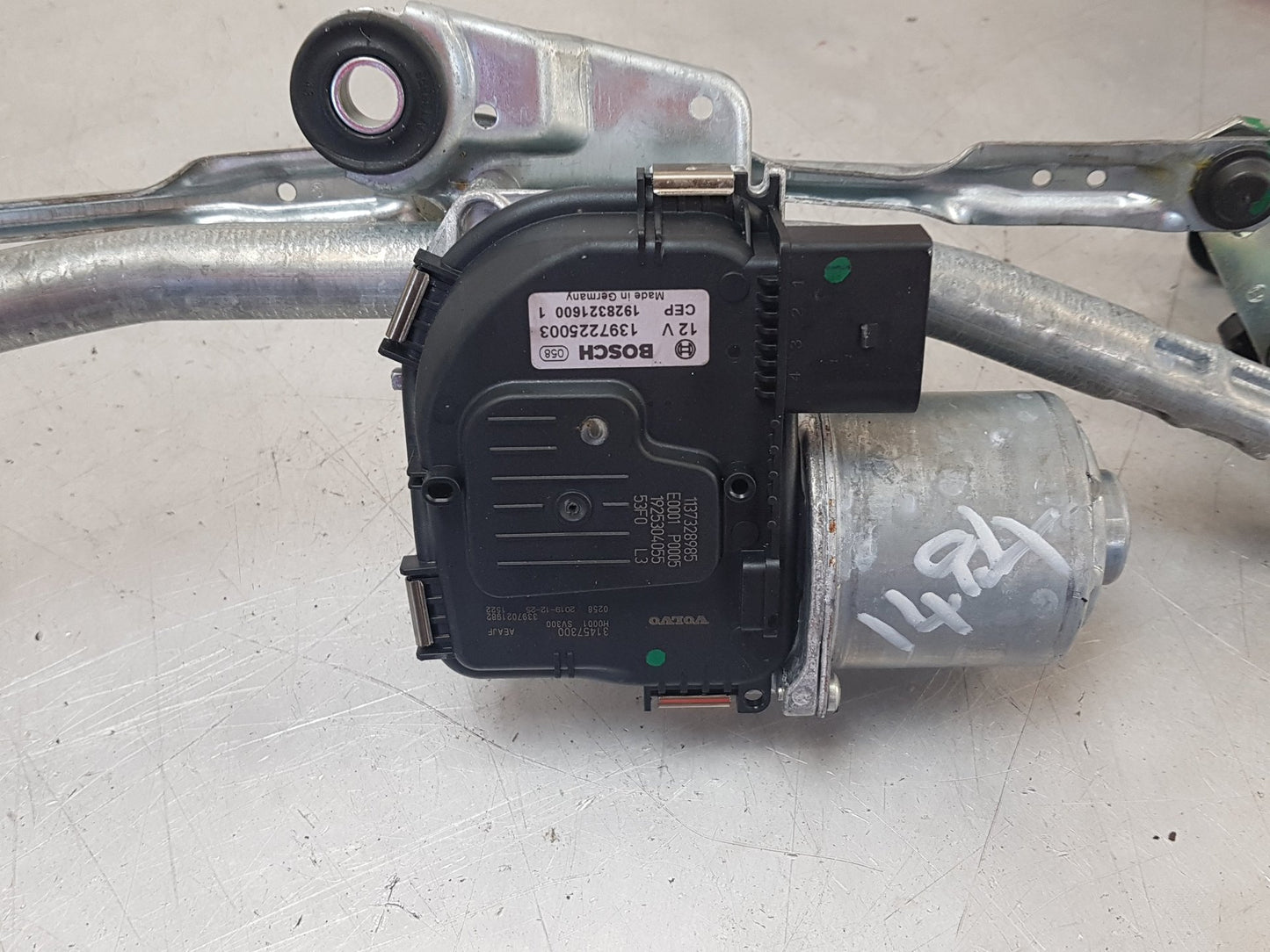 2019 - 2021 Volvo XC40 536 Estate WIPER MOTOR (FRONT) & LINKAGE 31457300