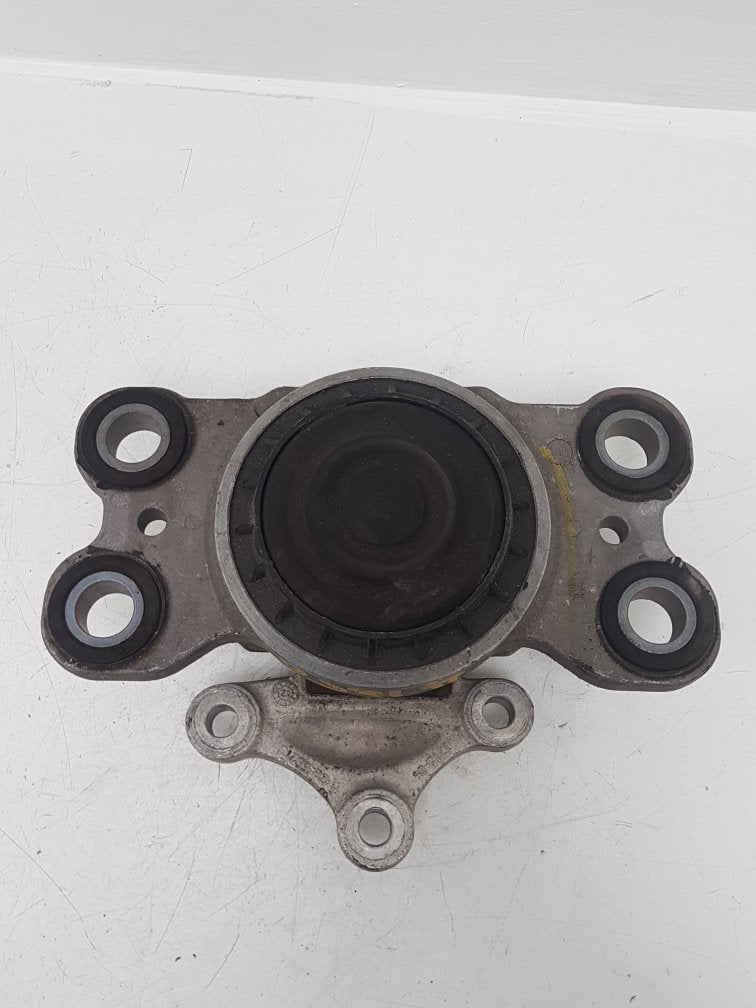 2011 - 2015 Volvo V60   Bottom Engine Mount 31262710