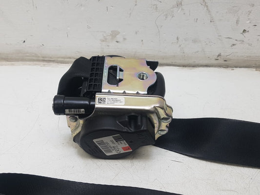 2012 - 2016 Volvo V40  Hatchback Left Front Seat Belt 31390453