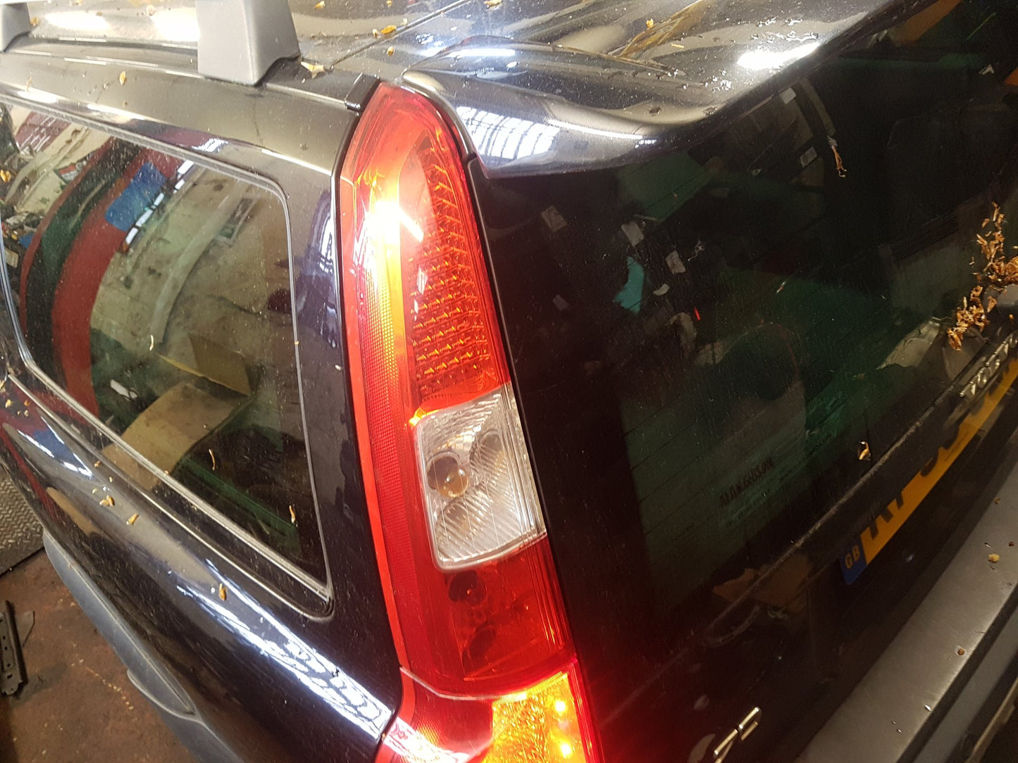 2003 - 2007 Volvo XC70 II 295 Estate Dog Guard
