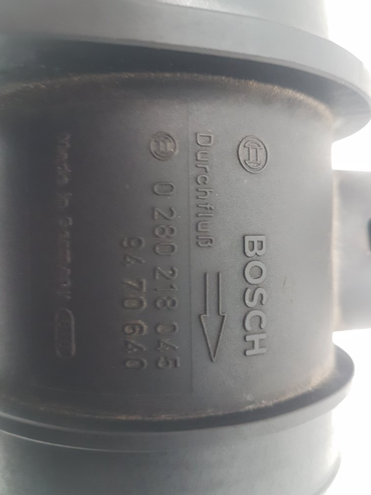1999-2002 Volvo S60 S80 V70 C70 Air Flow Meter MAF 9470640 0280218045