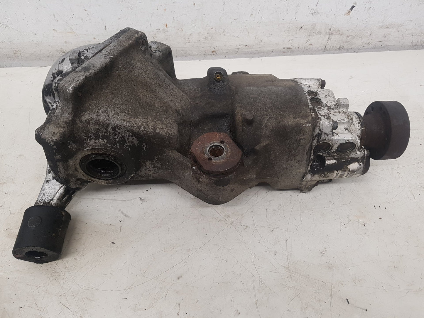 2005 - 2007 Volvo XC70  Estate Rear Differential Assembly 6510002200
