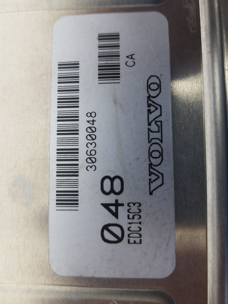2001 - 2004 Volvo V40  Estate Engine ECU 30630048 0281010441