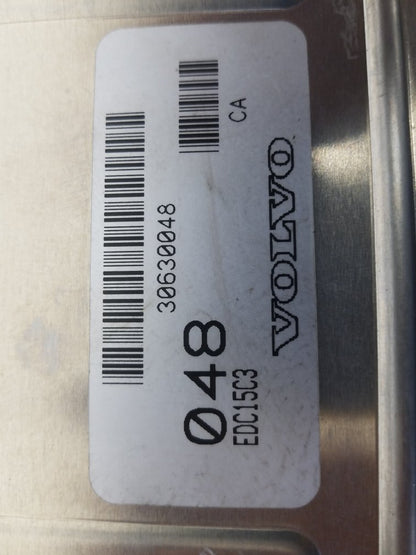 2001 - 2004 Volvo V40  Estate Engine ECU 30630048 0281010441