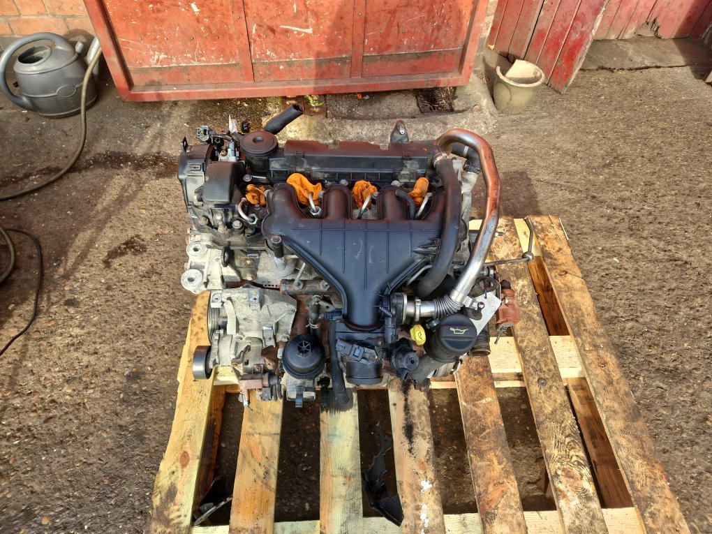2004 - 2010 Volvo V50   Estate Engine 6901568