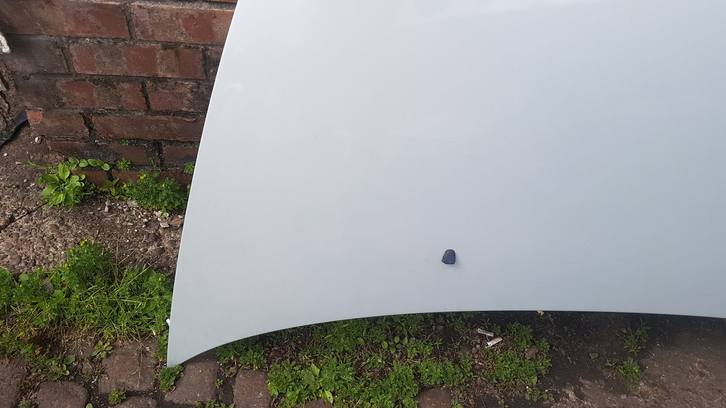 2011 Volvo S40 II 544 Saloon Bonnet White 481 cosmic white metallic VRAC A