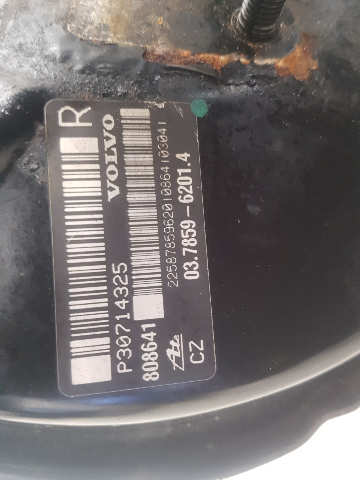 2002 - 2006 Volvo XC90  Estate Brake Booster 30665452