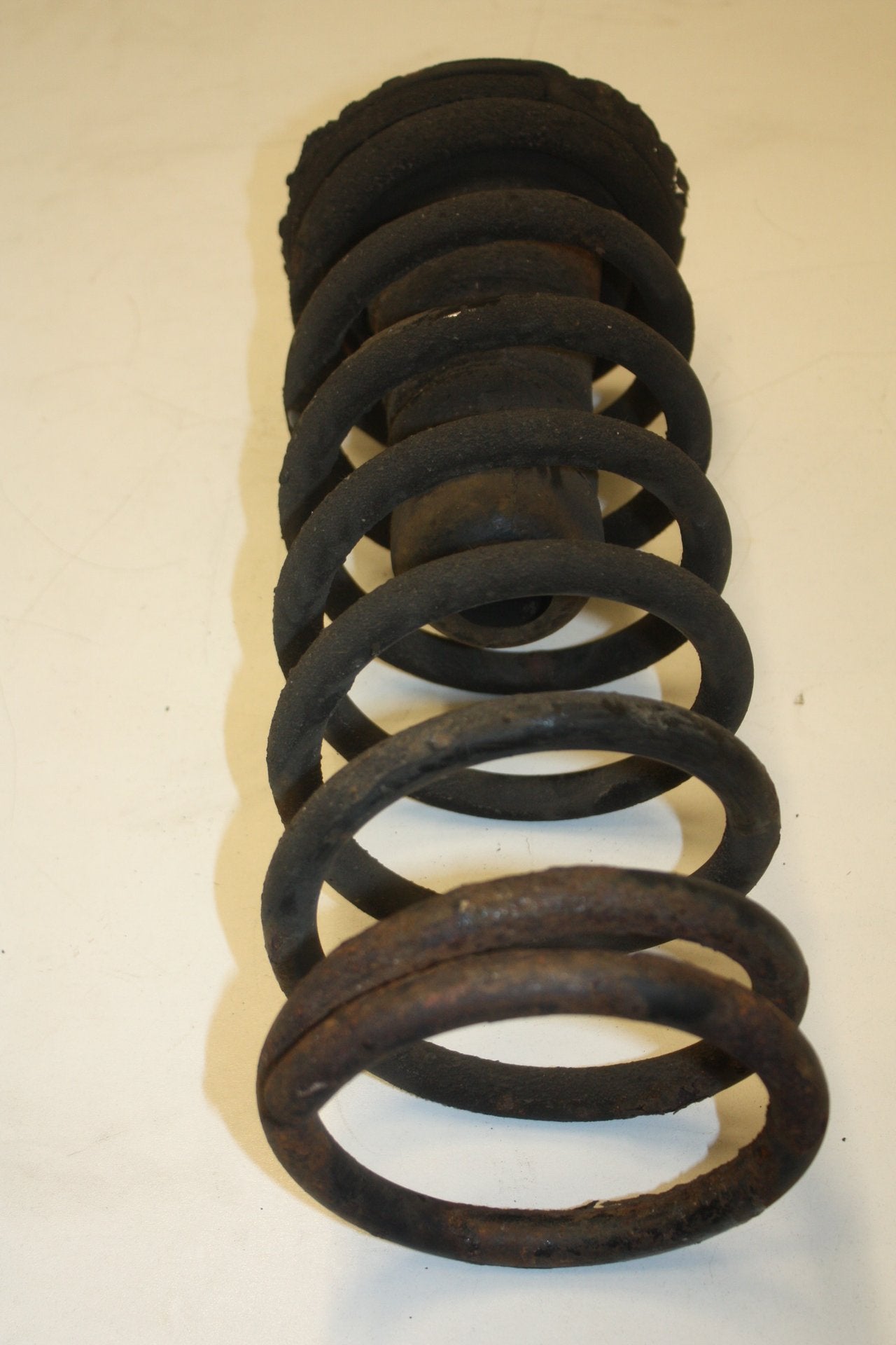 1983 - 1993 Saab 900  Hatchback SPRING (REAR)