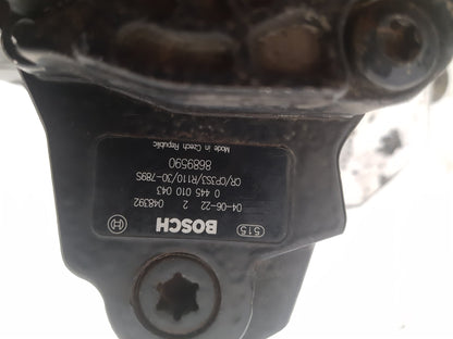 2004 Volvo XC90  Estate High Pressure Pump 8689591