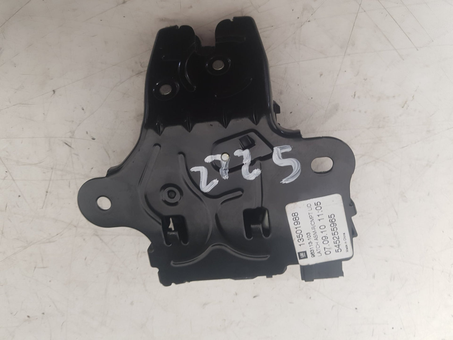 2010 - 2012 Saab 9-5  Saloon Tailgate Lock Mechanism 13501988 545255965