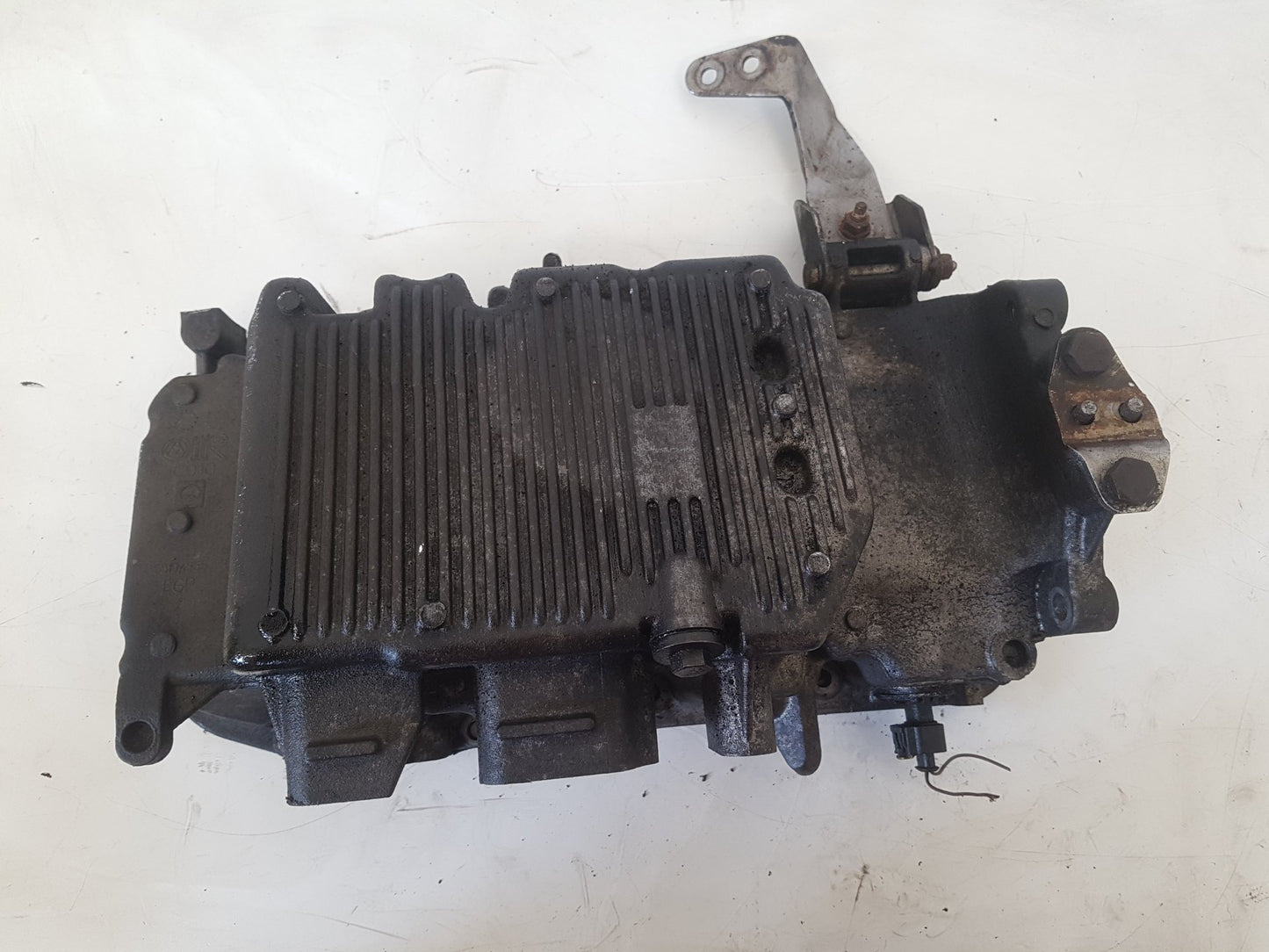 2005 - 2015 Saab 9-3  Estate Oil Pan/Sump 55194355