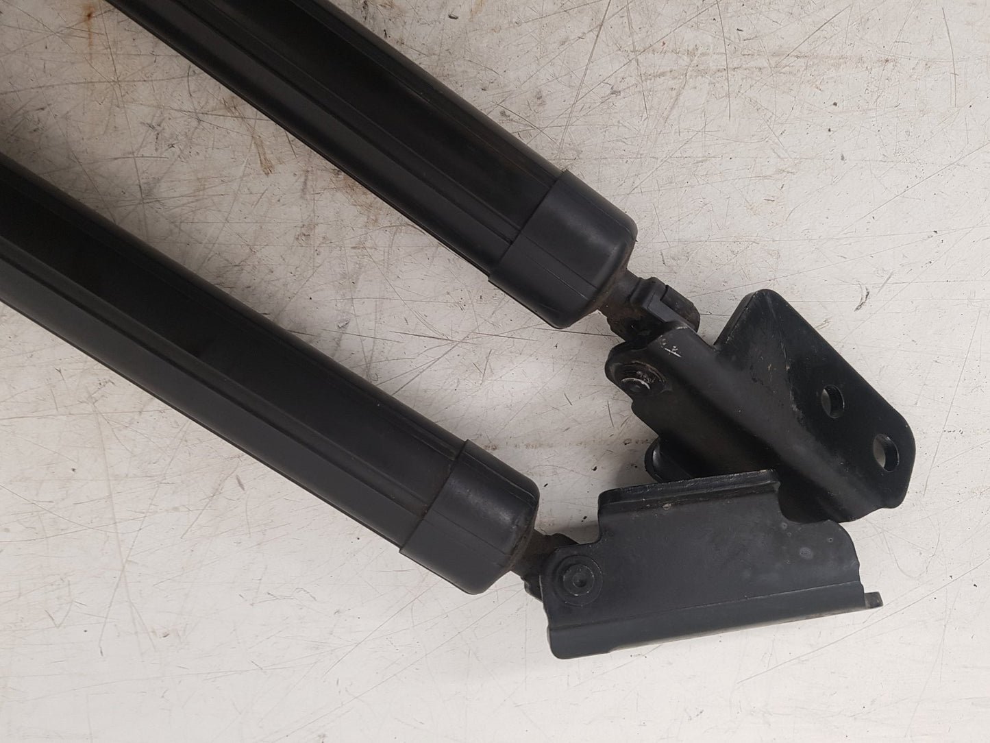 2009 - 2017 Volvo XC60 I 156 Estate Tailgate Strut (PAIR) 31479627